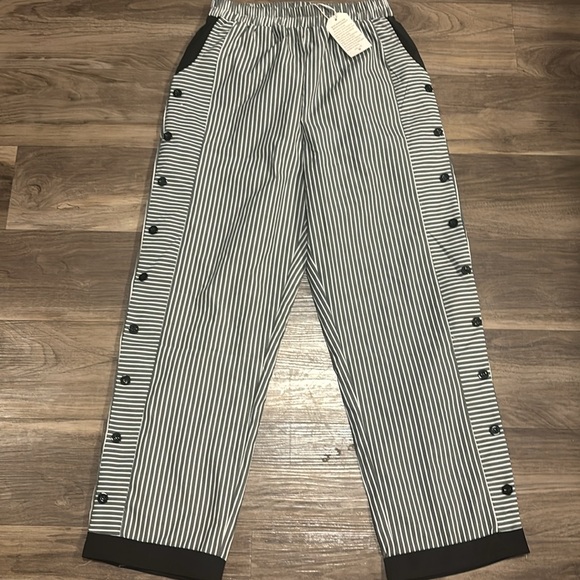 **NWT** Striped Pants - Picture 3 of 6